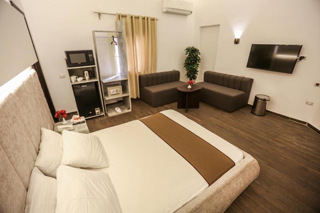 Vg Valencia,cairo Hotel 3*